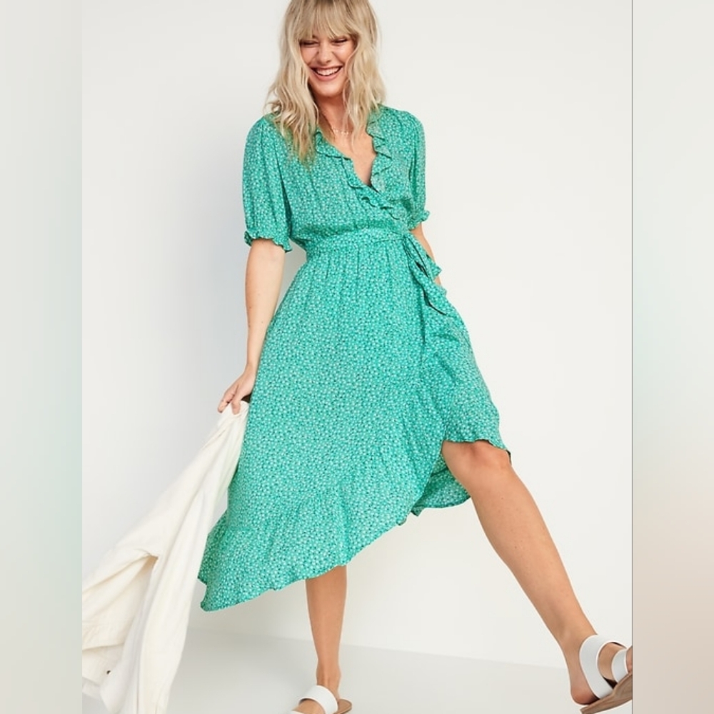 NWT Old Navy Green Floral Wrap Dress